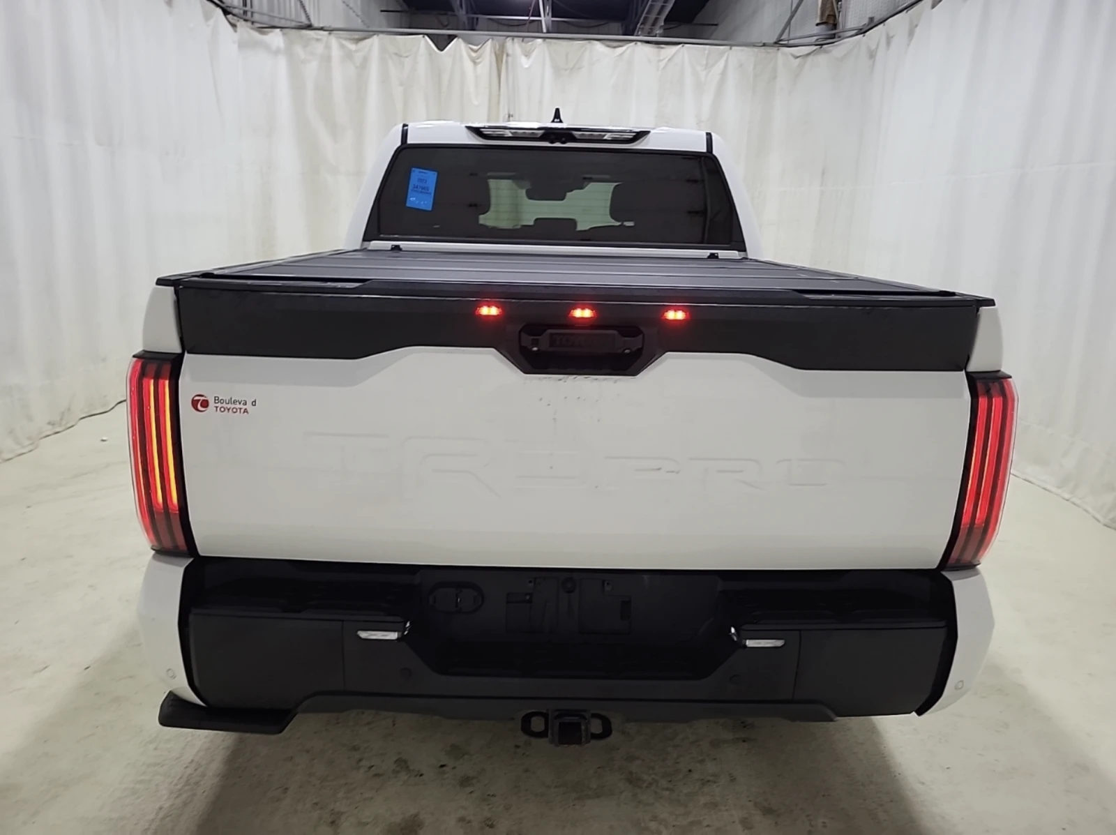 Toyota Tundra 2023 Toyota Tundra LIMITED HYBRID - изображение 5