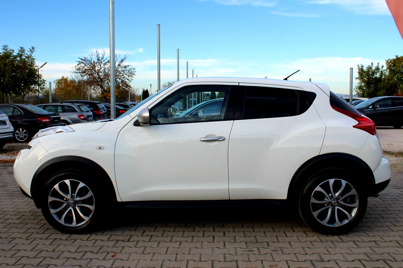 Nissan Juke TEKNA 1.5dCi ЛИЗИНГ/СУПЕР ЗАПАЗЕН - изображение 4