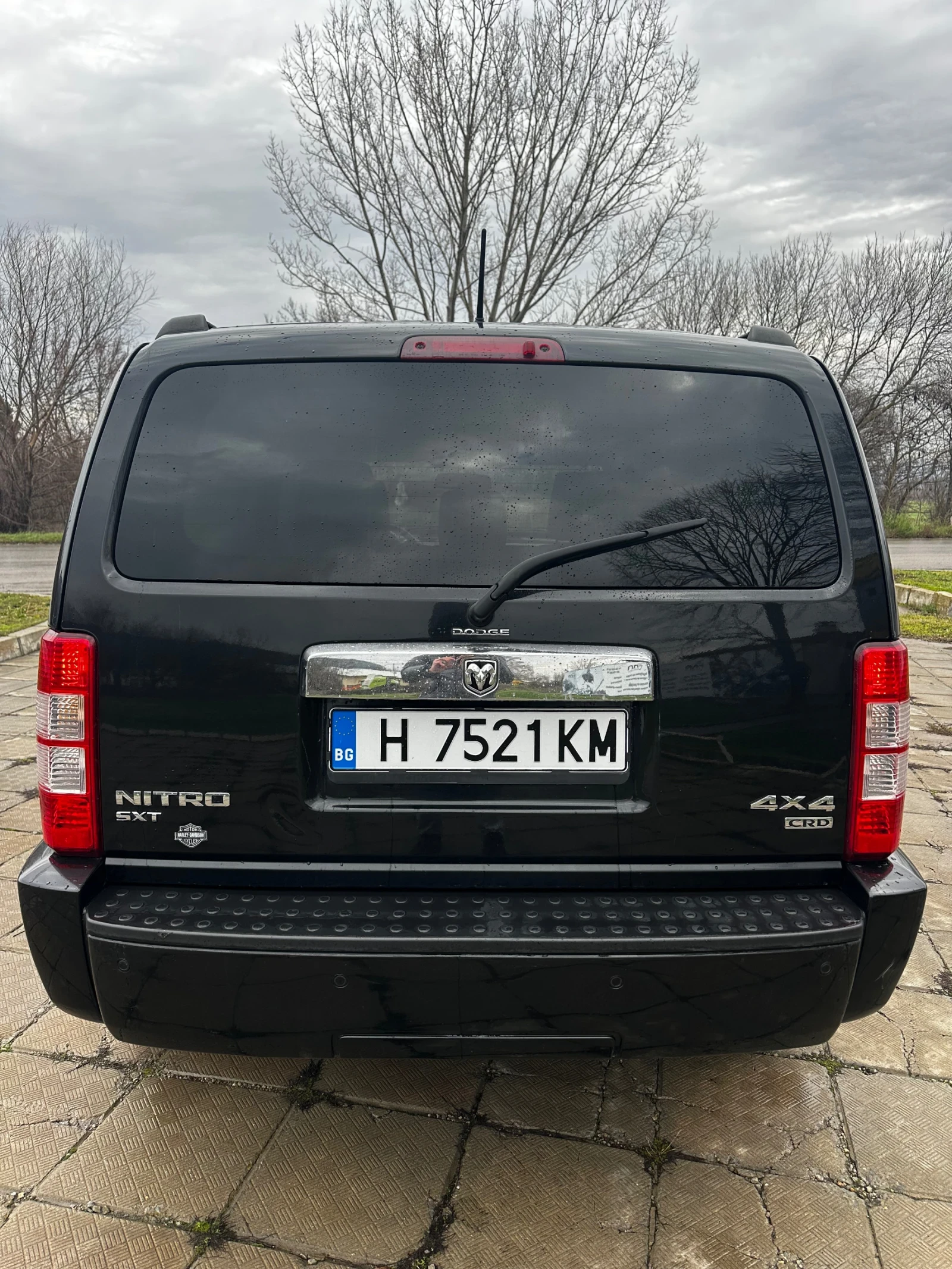 Dodge Nitro 2.8d 4x4 АВТОМАТИК 2.6t теглич  - изображение 5