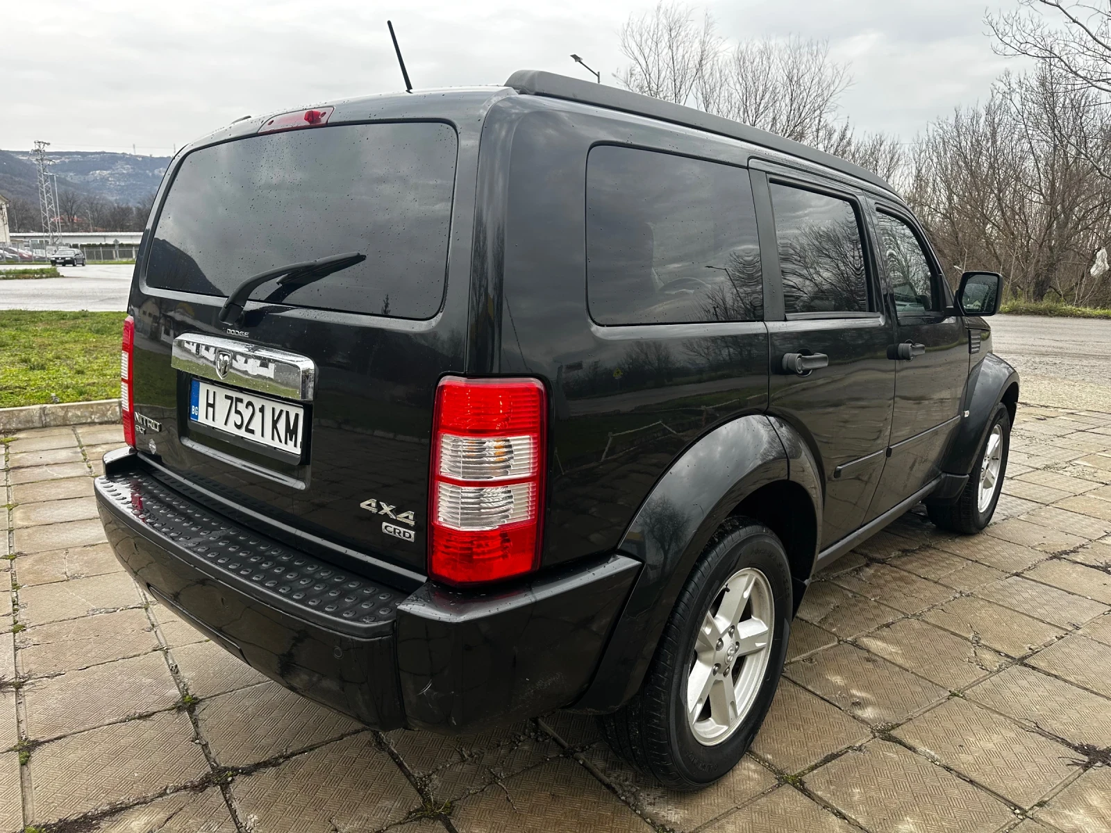 Dodge Nitro 2.8d 4x4 АВТОМАТИК 2.6t теглич  - изображение 6