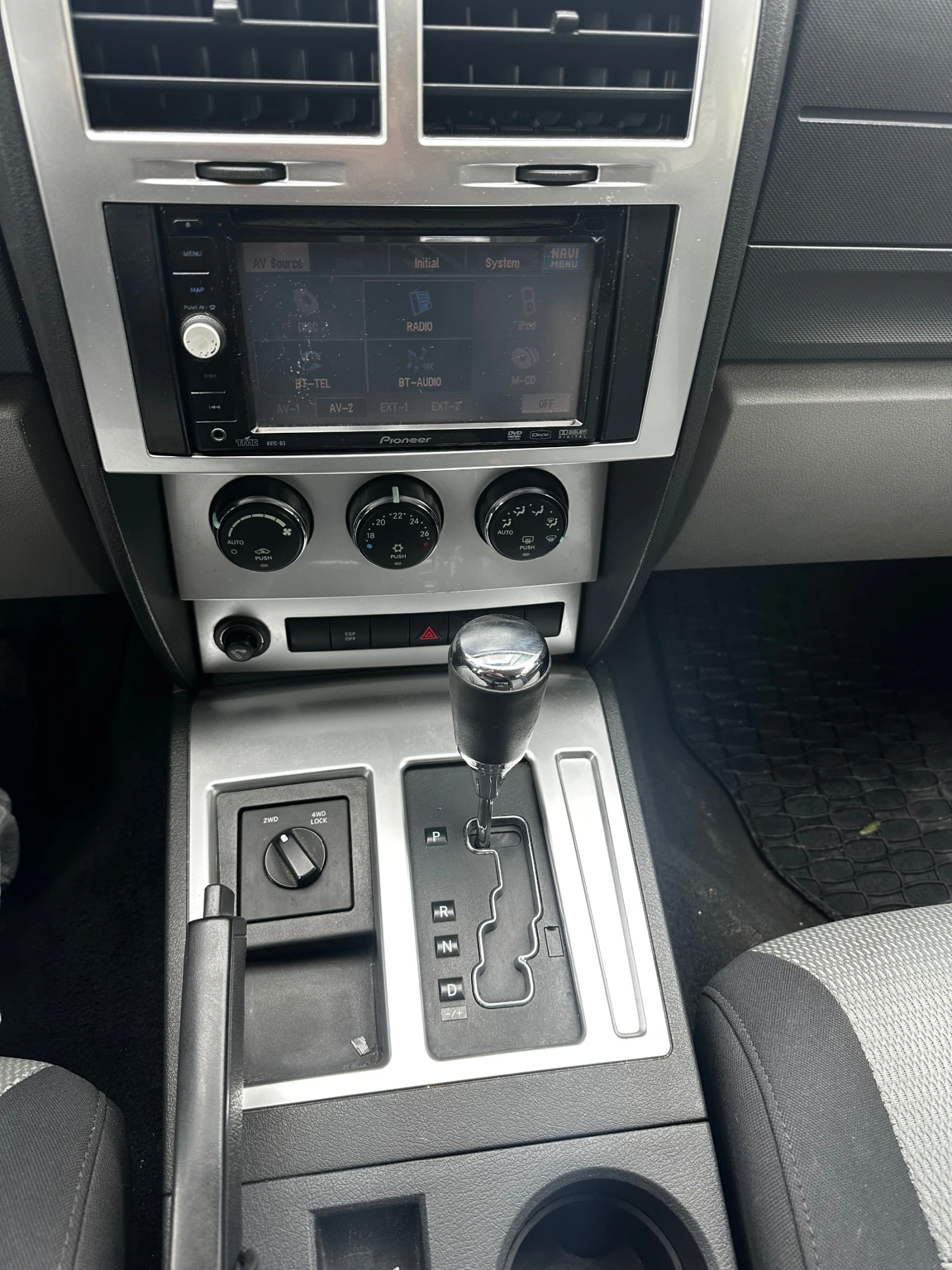 Dodge Nitro 2.8d 4x4 ��������� 2.6t ������  | Mobile.bg � ����������� 12