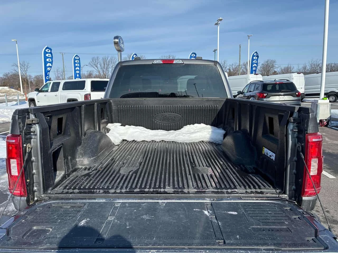 Ford F150 * АВТО КРЕДИТ* ЦЕНА ДО БГ * СЕРВИЗНА ИСТОРИЯ * , снимка 10 - Автомобили и джипове - 53733795