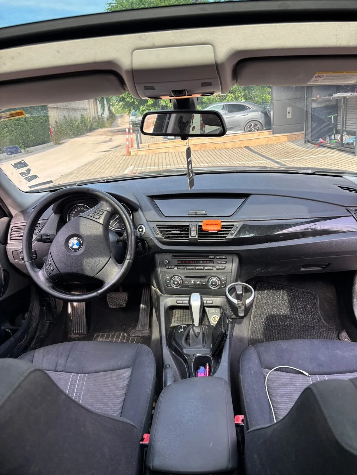 BMW X1, снимка 3 - Автомобили и джипове - 54768319