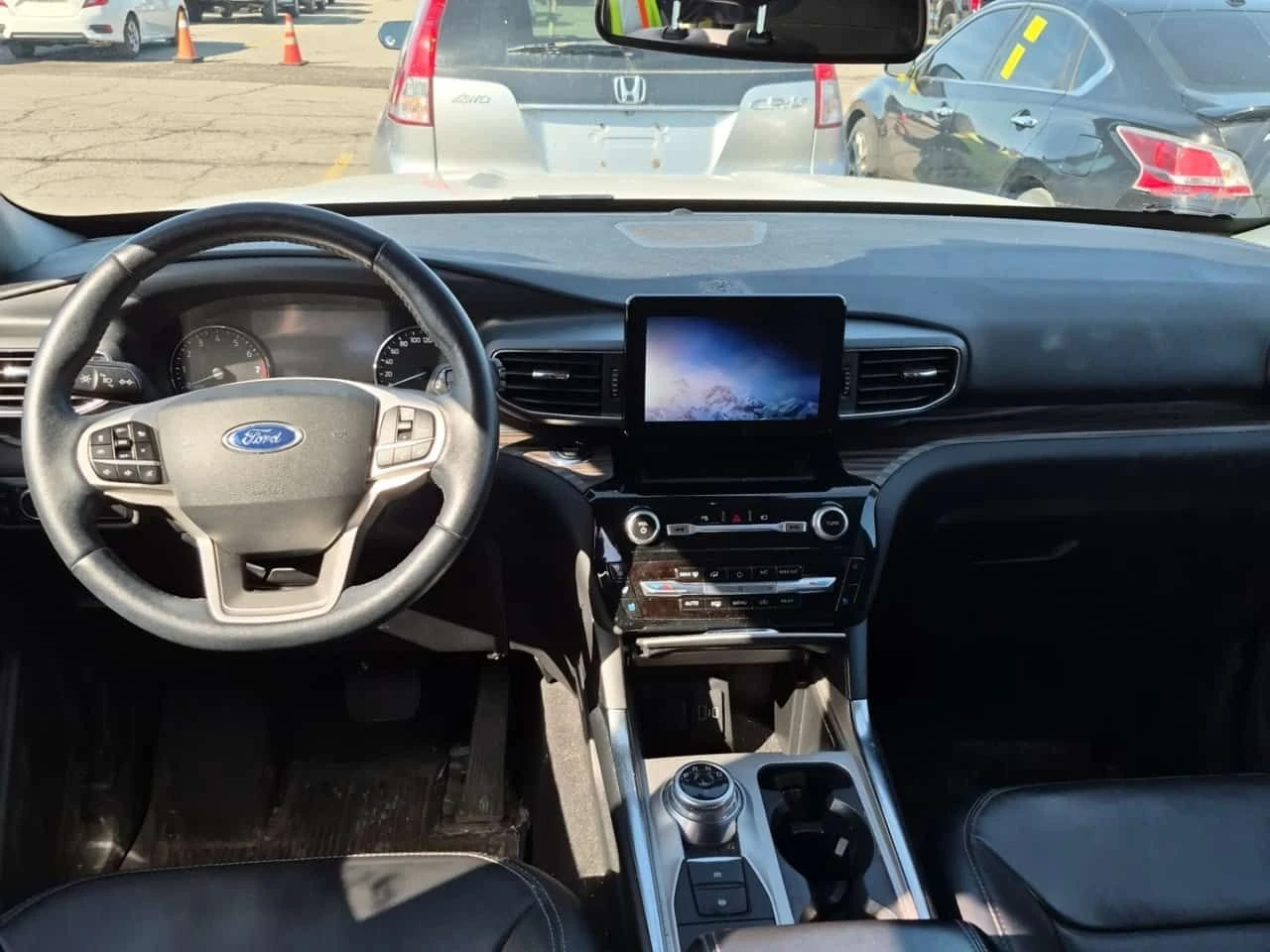 Ford Explorer * CARFAX * АВТОКРЕДИТ БЕЗ ПЪРВОНАЧАЛНА ВНОСКА, снимка 11 - Автомобили и джипове - 54821444