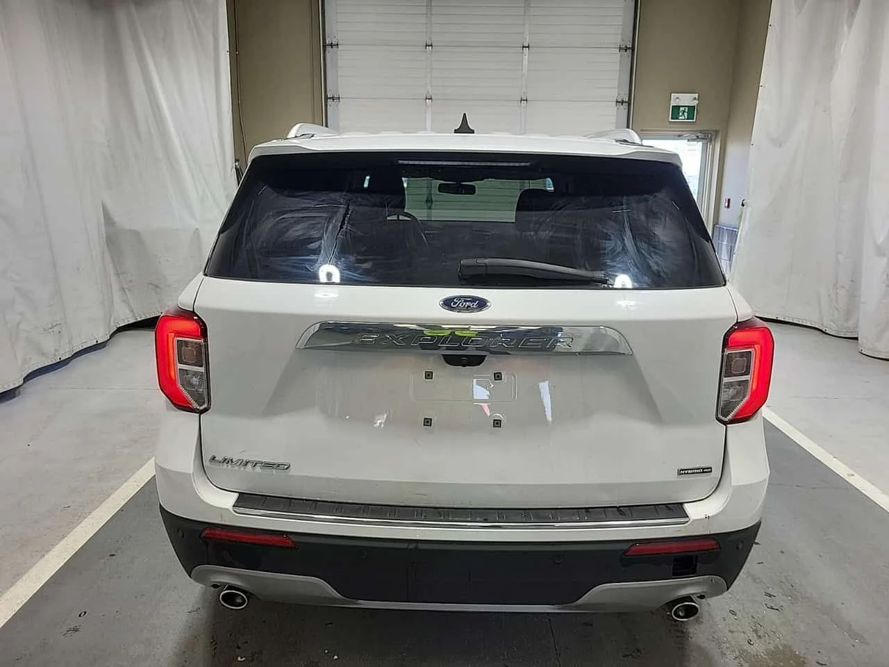 Ford Explorer * CARFAX * АВТОКРЕДИТ БЕЗ ПЪРВОНАЧАЛНА ВНОСКА, снимка 5 - Автомобили и джипове - 54821444