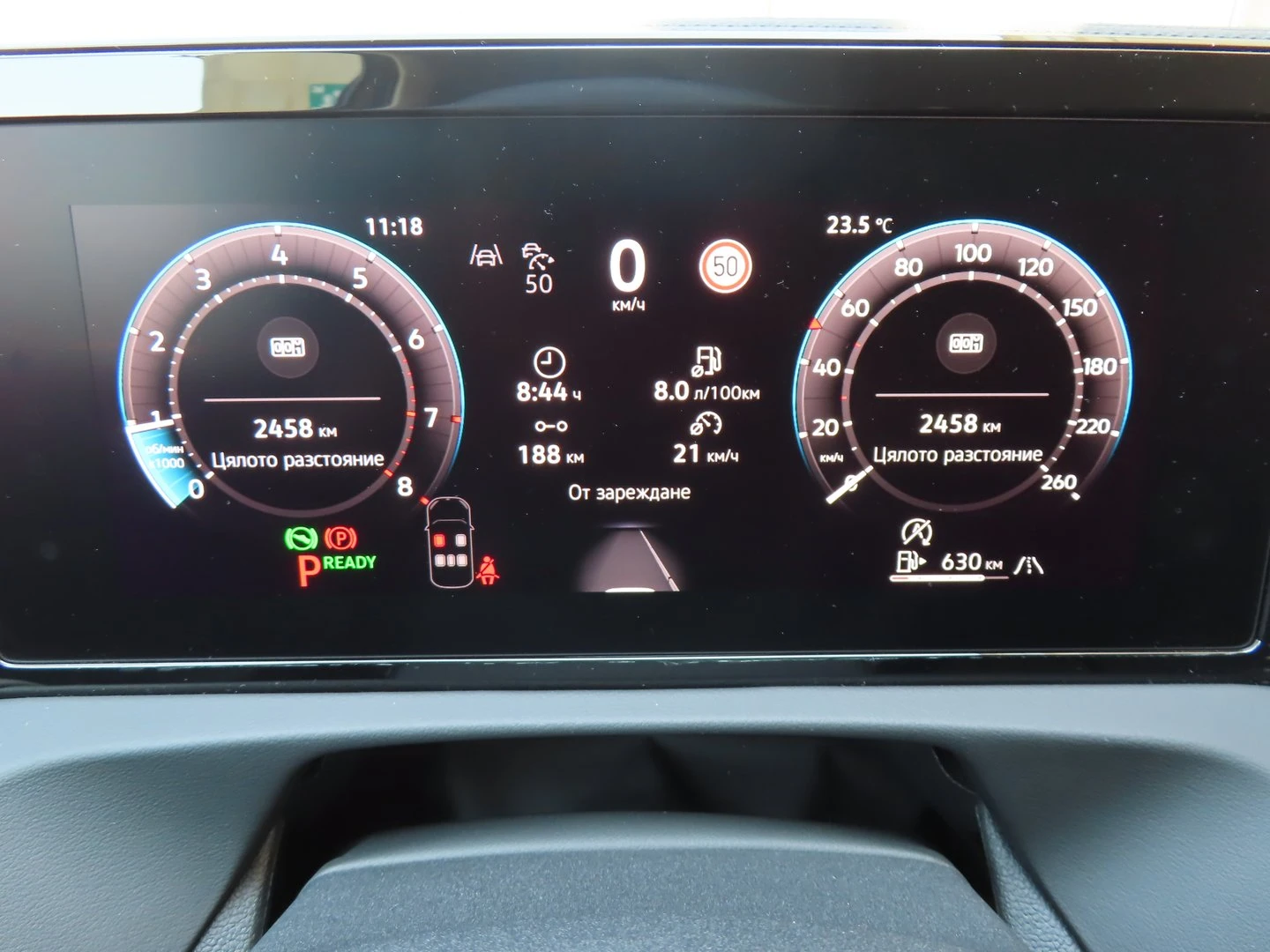 VW Tiguan, снимка 11 - Автомобили и джипове - 56421014