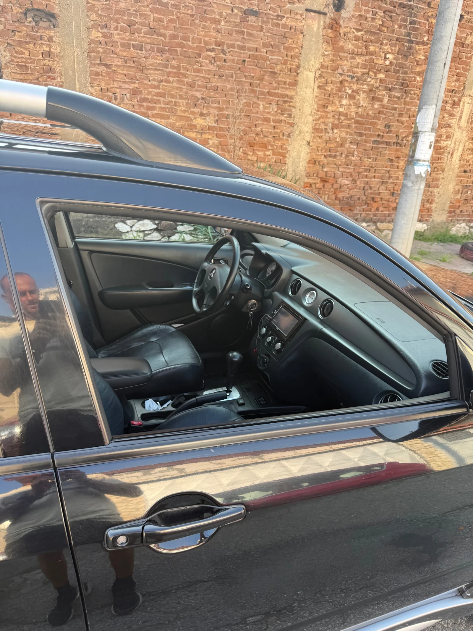 Mitsubishi Outlander, снимка 2 - Автомобили и джипове - 56274553