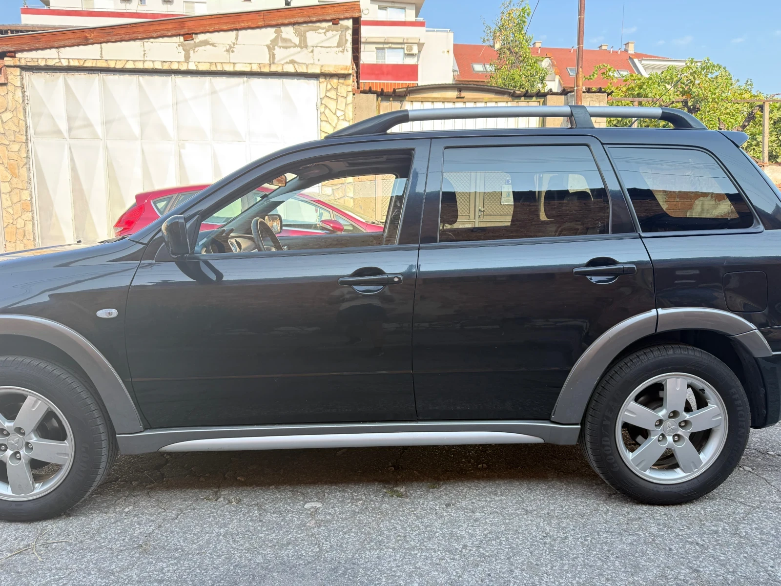 Mitsubishi Outlander, снимка 4 - Автомобили и джипове - 56274553