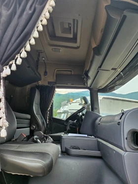 Scania G 480 6x6 с кран за трупи, снимка 13