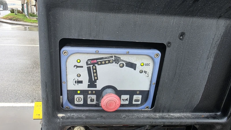 Man Tga 26 440 EURO 4 6X2 Кран HIAB 144 ES-4 HUDUO, снимка 7 - Камиони - 52562057