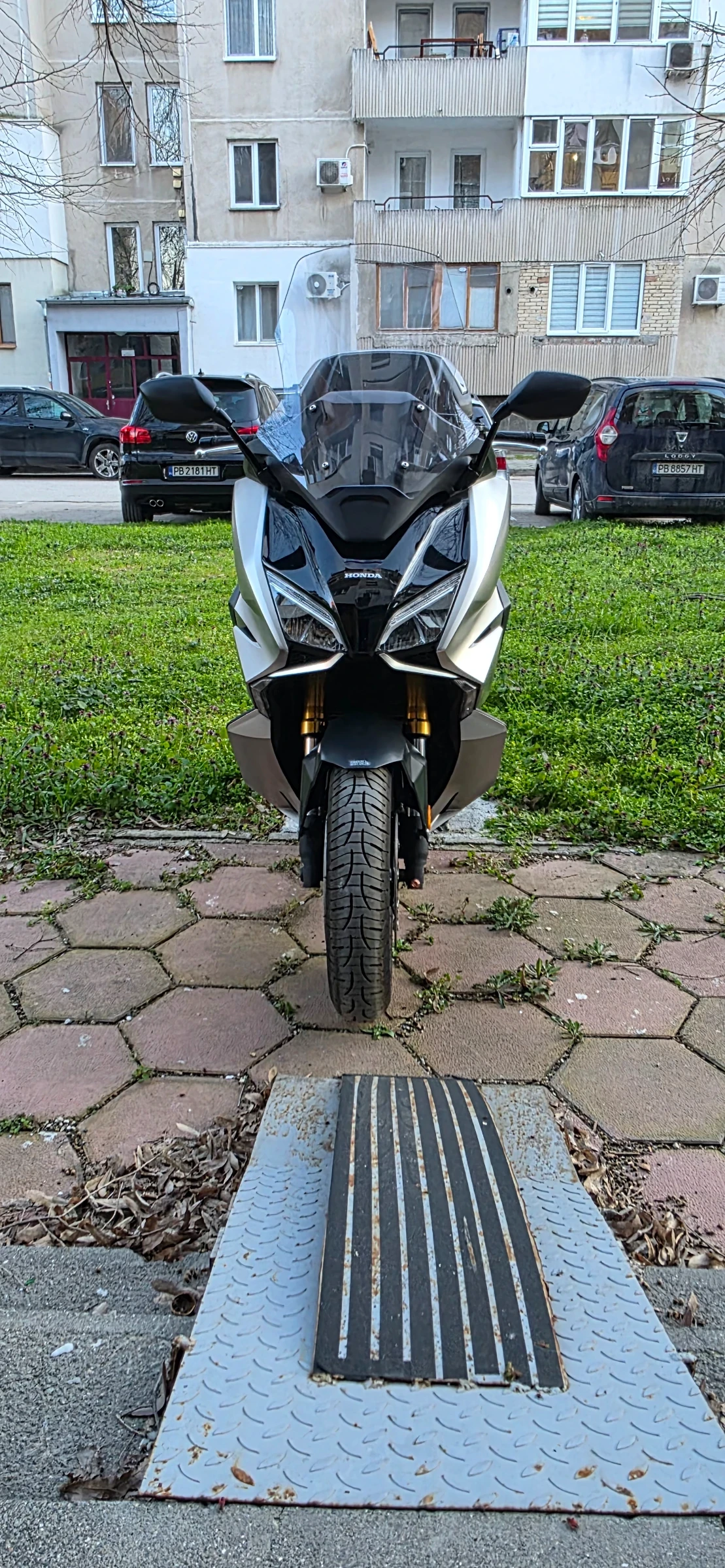 Honda Forza 750, снимка 12 - Мотоциклети и мототехника - 54238511