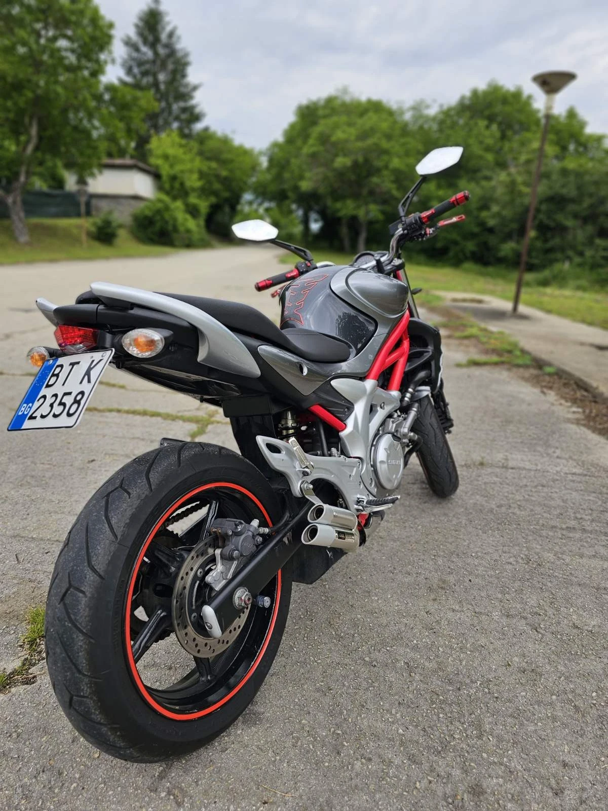 Suzuki Gladius 650, снимка 5 - Мотоциклети и мототехника - 55161428