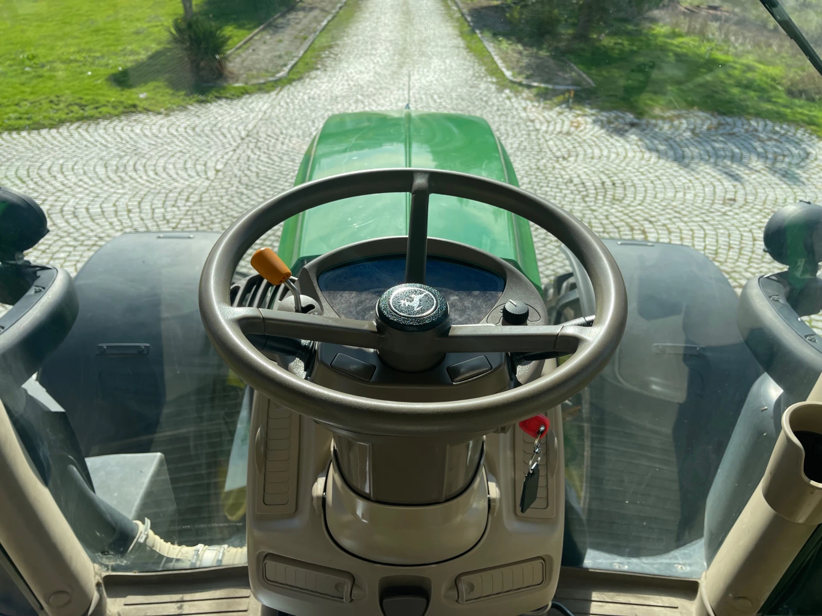  John Deere 6230R    | Mobile.bg   17