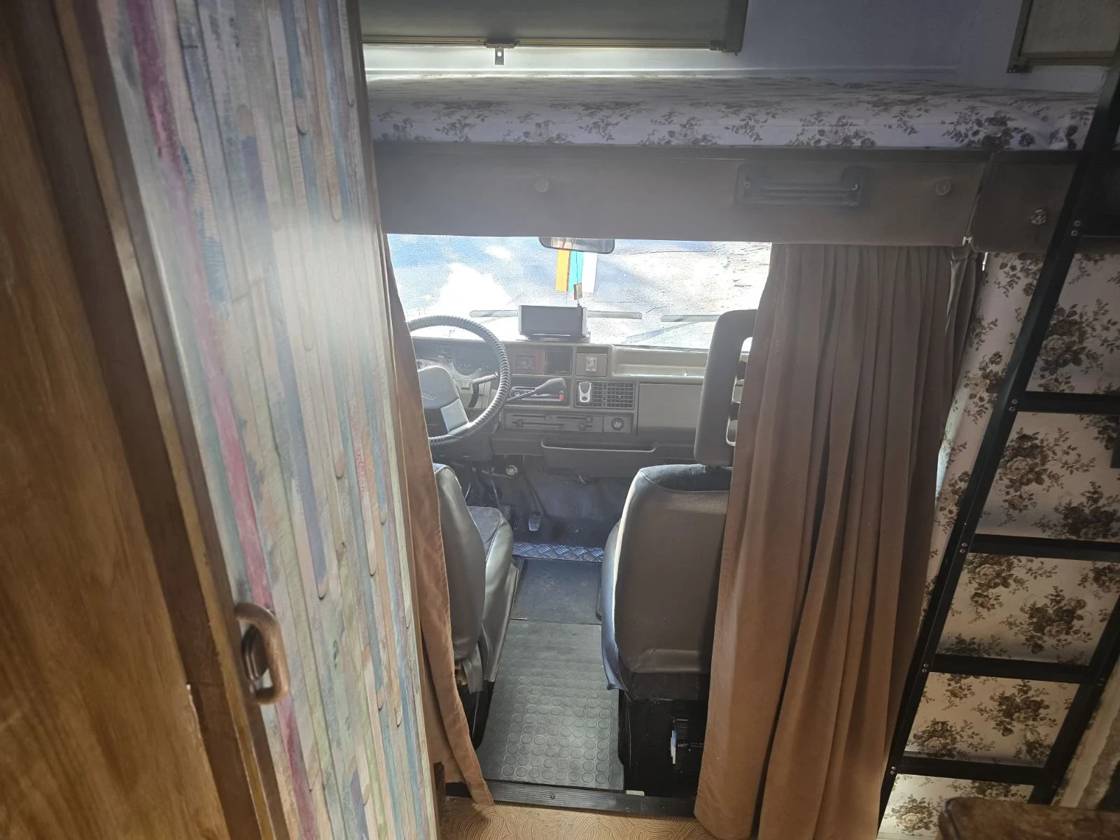 Кемпер Fiat, снимка 15 - Каравани и кемпери - 55165201