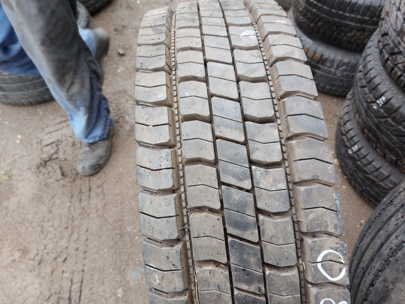 ���� 235/75R17.5 | Mobile.bg � ����������� 2