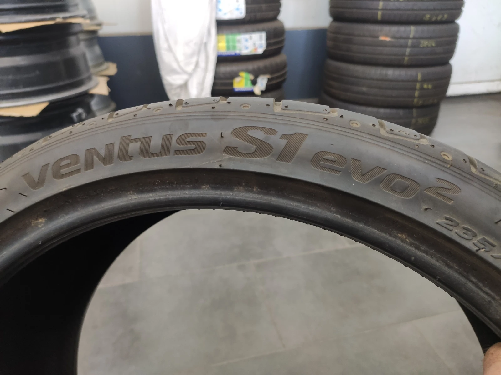  235/35R19 | Mobile.bg   5