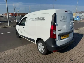 Dacia Dokker 1.5 D Навигация / Климатик, снимка 2