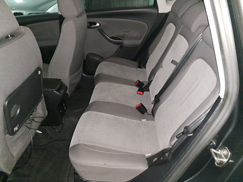 Seat Altea 1.6TDI 105PS.XL ITALIA, снимка 6 - Автомобили и джипове - 42848888