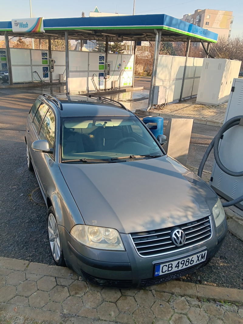 VW Passat, снимка 2 - Автомобили и джипове - 46385338