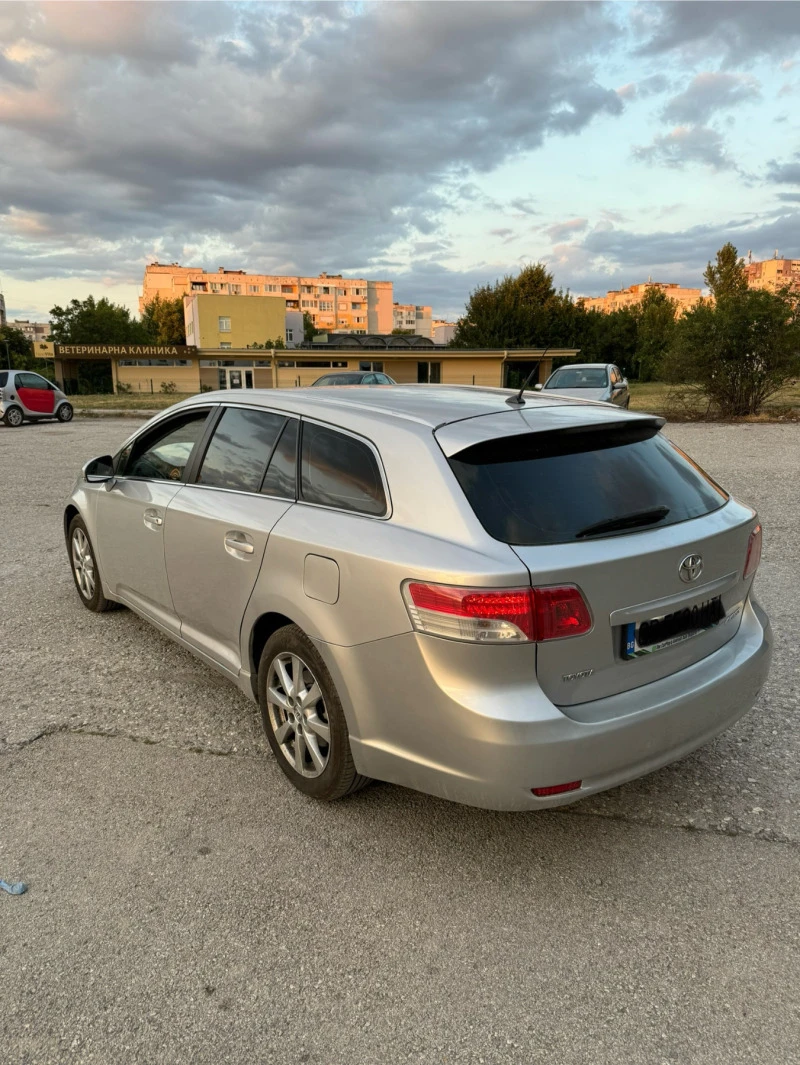 Toyota Avensis D4D , снимка 6 - Автомобили и джипове - 47546474