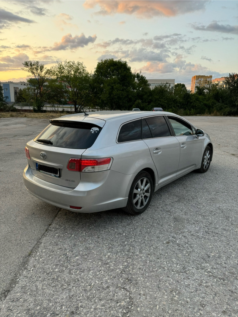 Toyota Avensis D4D , снимка 5 - Автомобили и джипове - 47088519