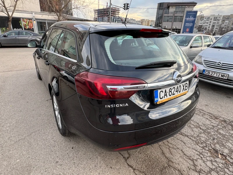 Opel Insignia, снимка 5 - Автомобили и джипове - 48473654