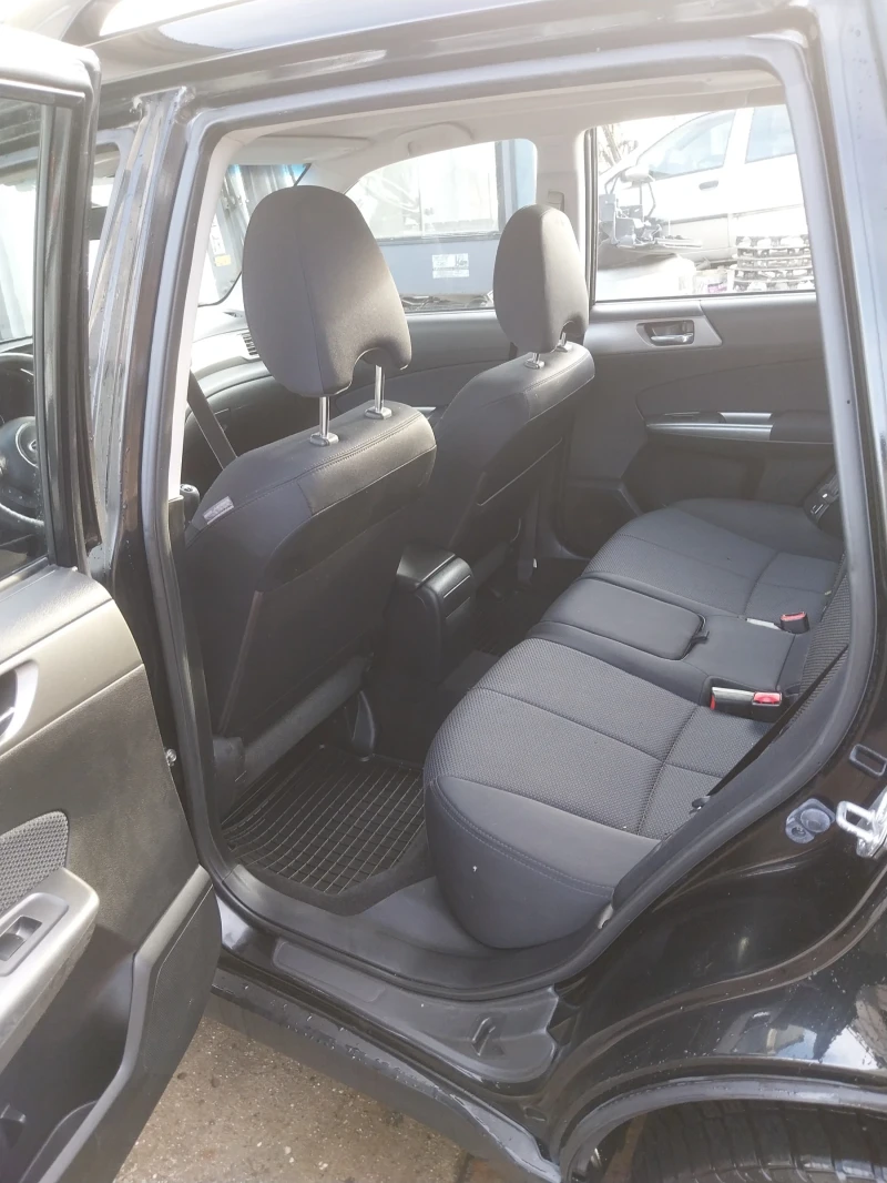 Subaru Forester 2.0X, снимка 7 - Автомобили и джипове - 48588520