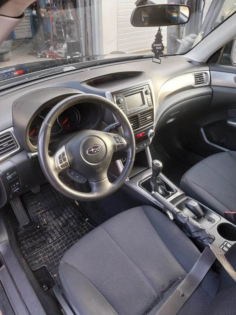 Subaru Forester 2.0X, снимка 5 - Автомобили и джипове - 48588520