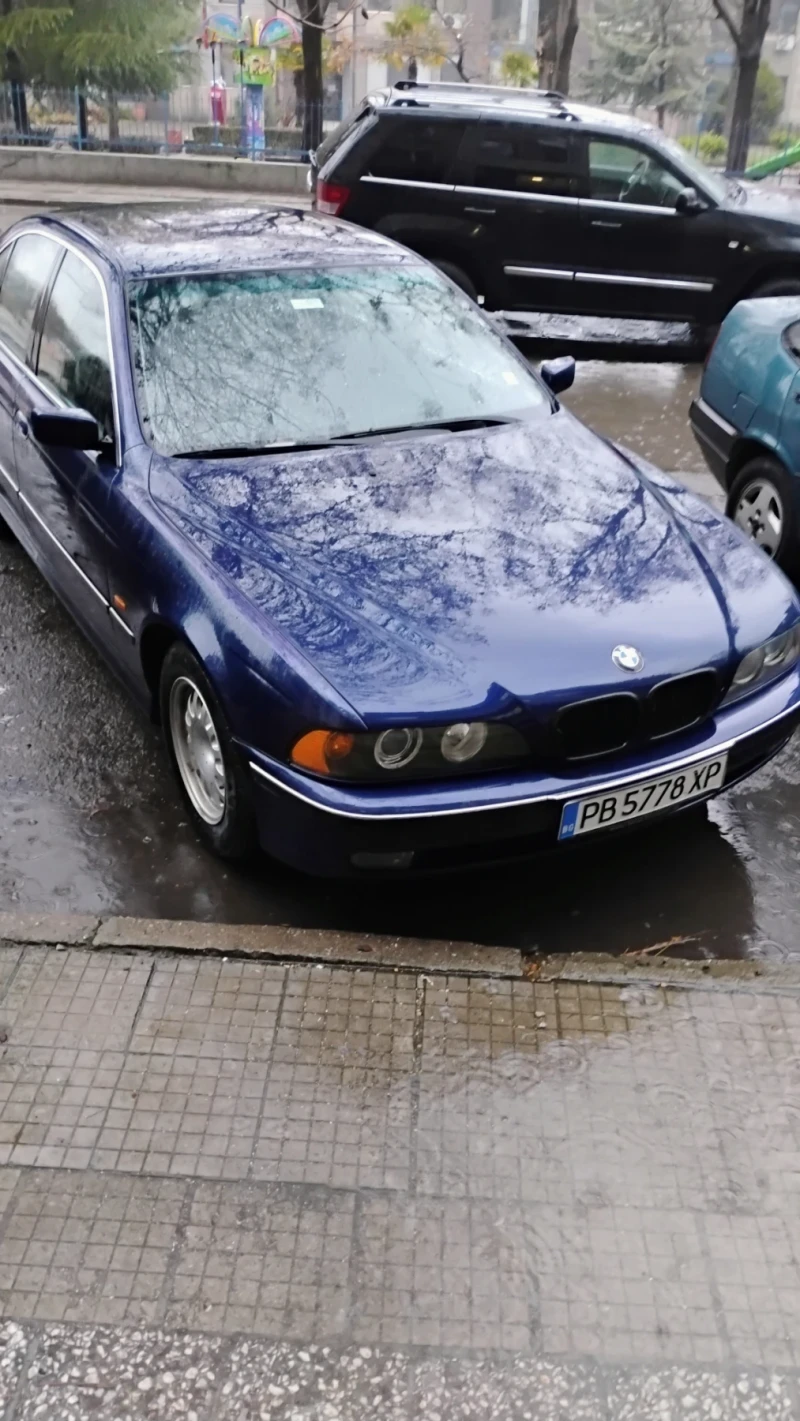 BMW 523, снимка 1 - Автомобили и джипове - 48868449