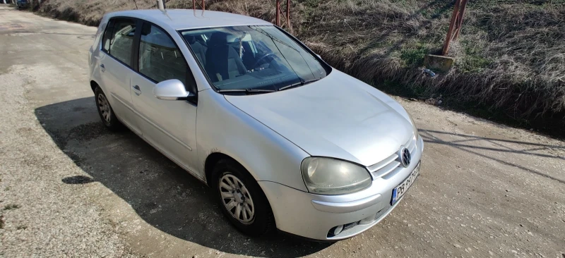 VW Golf 1.6 fsi, снимка 6 - Автомобили и джипове - 49343853