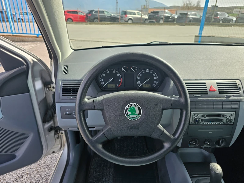 Skoda Fabia 1.4 ben  134678km, снимка 10 - Автомобили и джипове - 49493611