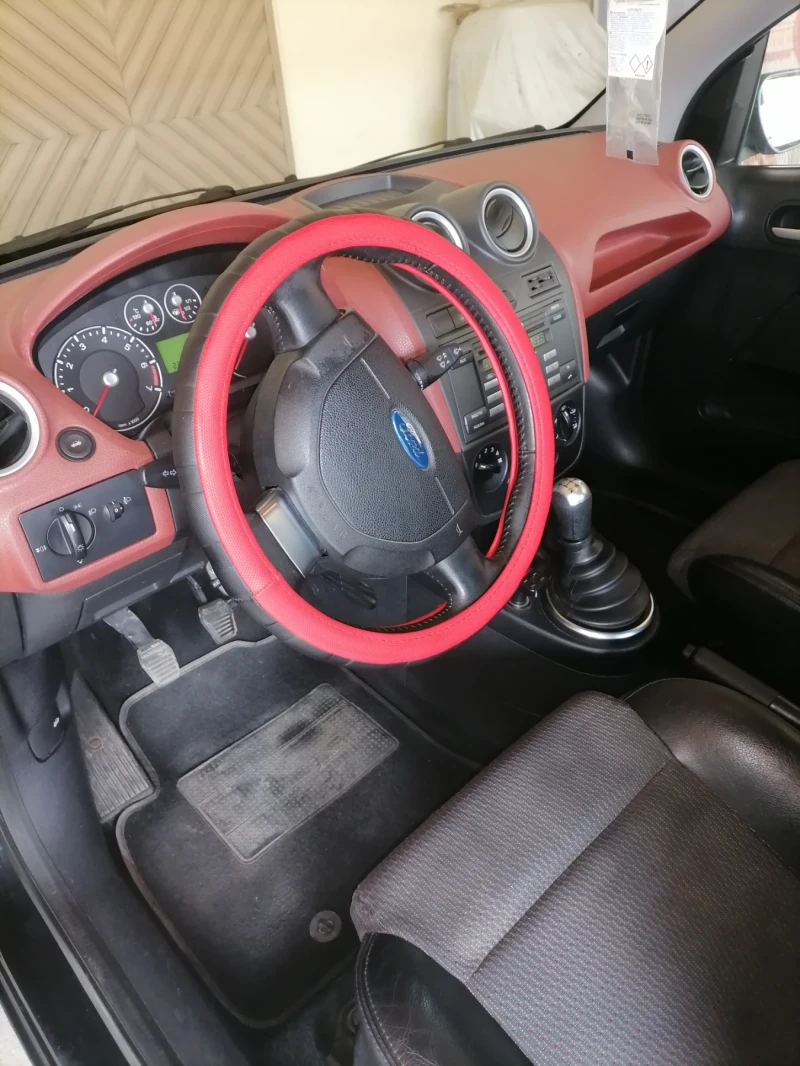 Ford Fiesta МК5 фейслифт, снимка 6 - Автомобили и джипове - 49877476