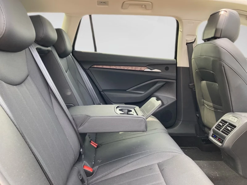 Skoda Superb L&K/265HP/4X4/MATRIX/PANO/CAM/DIGITAL/730v, снимка 13 - Автомобили и джипове - 51974775