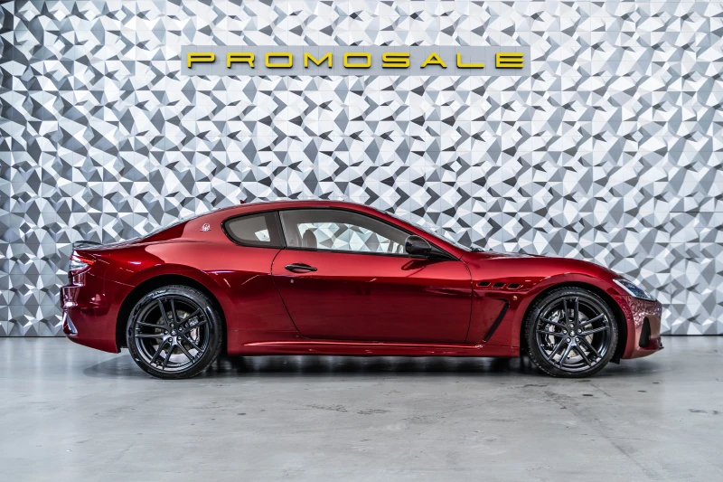Maserati GranTurismo MC Sport line* Carbon* Alcantara* H/K* 20, снимка 6 - Автомобили и джипове - 52064871