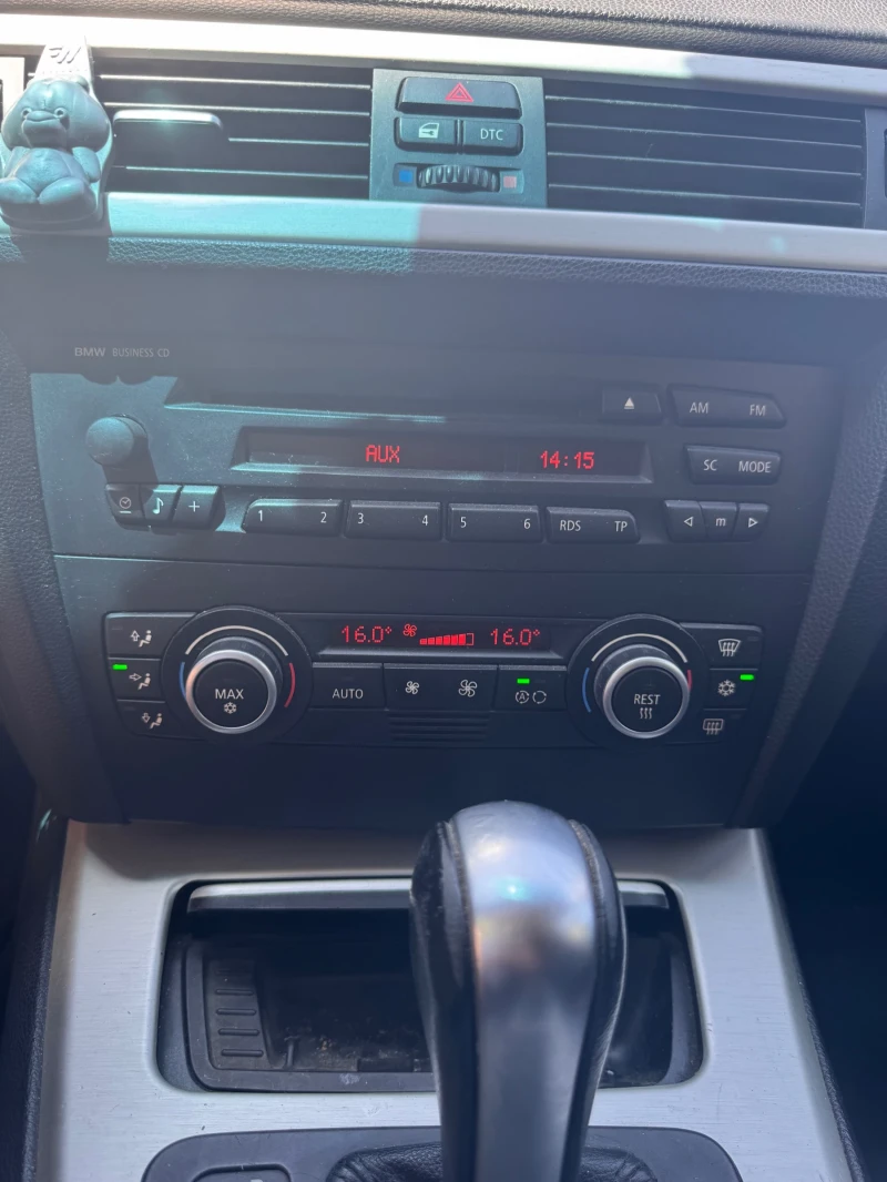 BMW 320, снимка 2 - Автомобили и джипове - 53471263