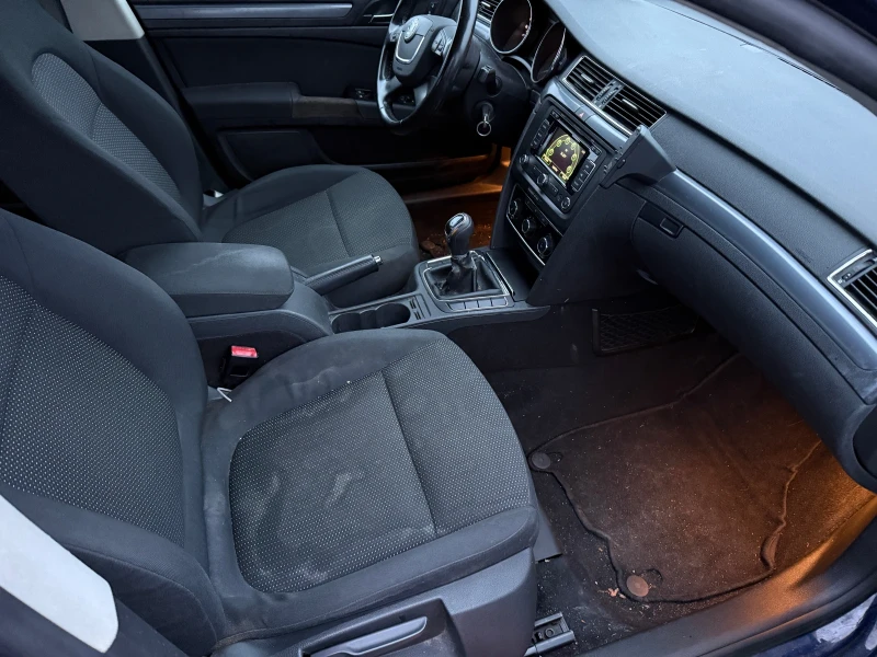 Skoda Superb * 2.0TDI* 140HP* NAVI* EURO 5* , снимка 10 - Автомобили и джипове - 53577230