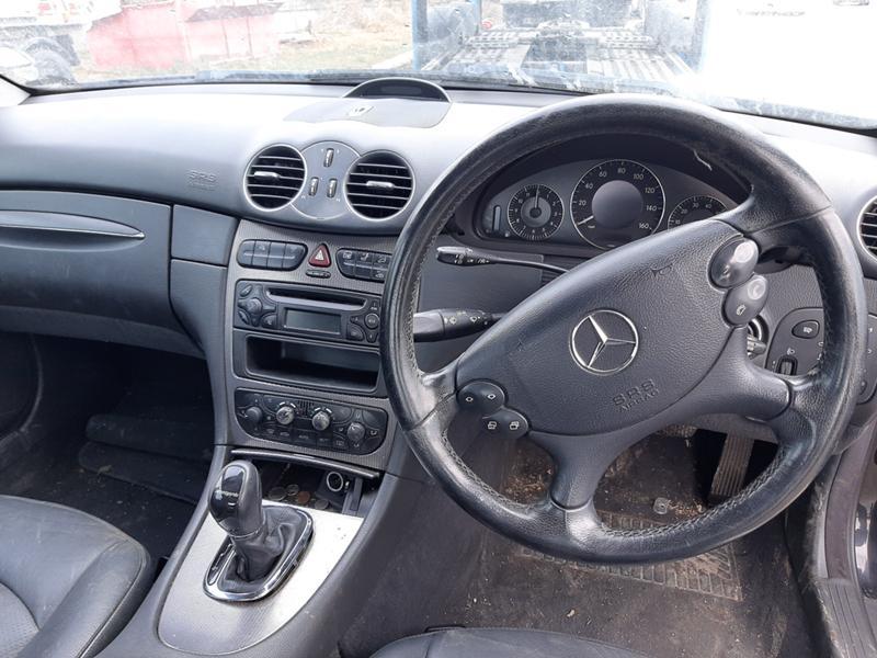 Mercedes-Benz CLK 270 cdi, снимка 5 - Автомобили и джипове - 35885050