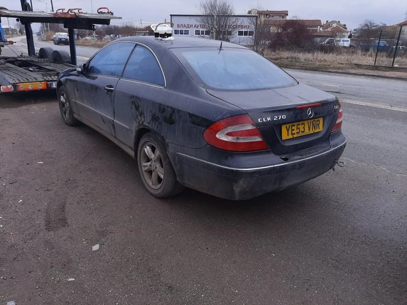 Mercedes-Benz CLK 270 cdi, снимка 4 - Автомобили и джипове - 35885050