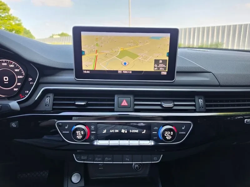 Audi A5 45 Tfsi Quattro Coupe, снимка 16 - Автомобили и джипове - 55220499