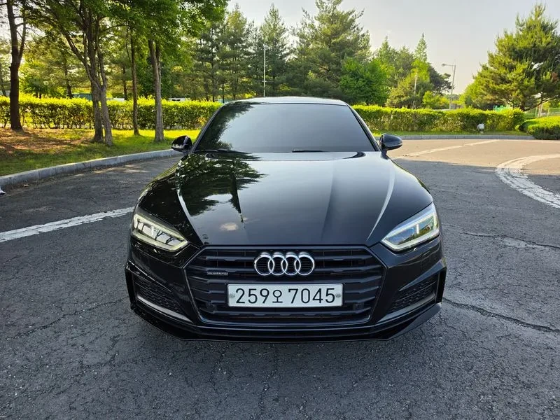 Audi A5 45 Tfsi Quattro Coupe, снимка 3 - Автомобили и джипове - 55220499