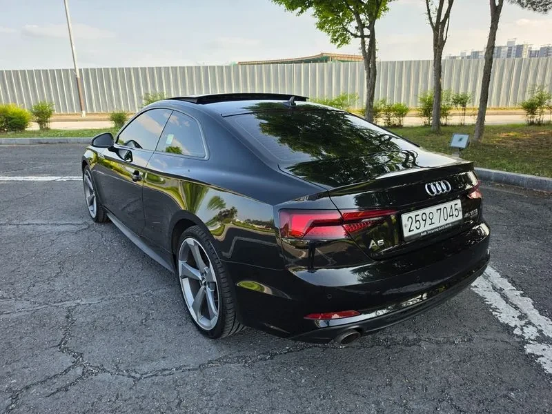 Audi A5 45 Tfsi Quattro Coupe, снимка 6 - Автомобили и джипове - 55220499