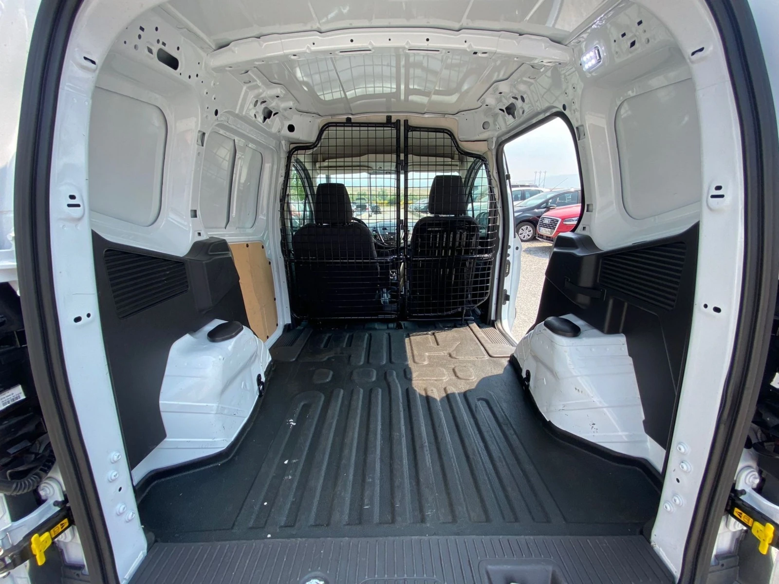 Ford Courier 1.5tdci - изображение 5