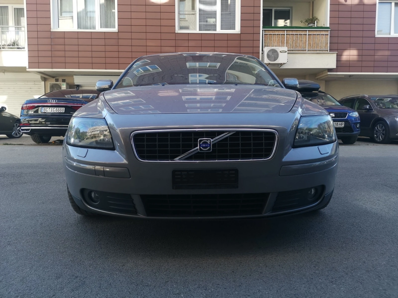 Volvo S40 2.4 Swiss - изображение 2