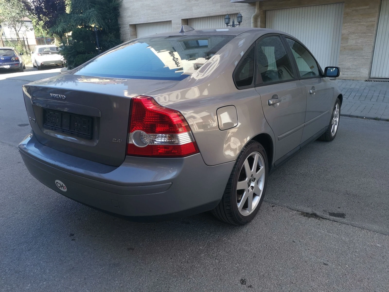 Volvo S40 2.4 Swiss - изображение 7