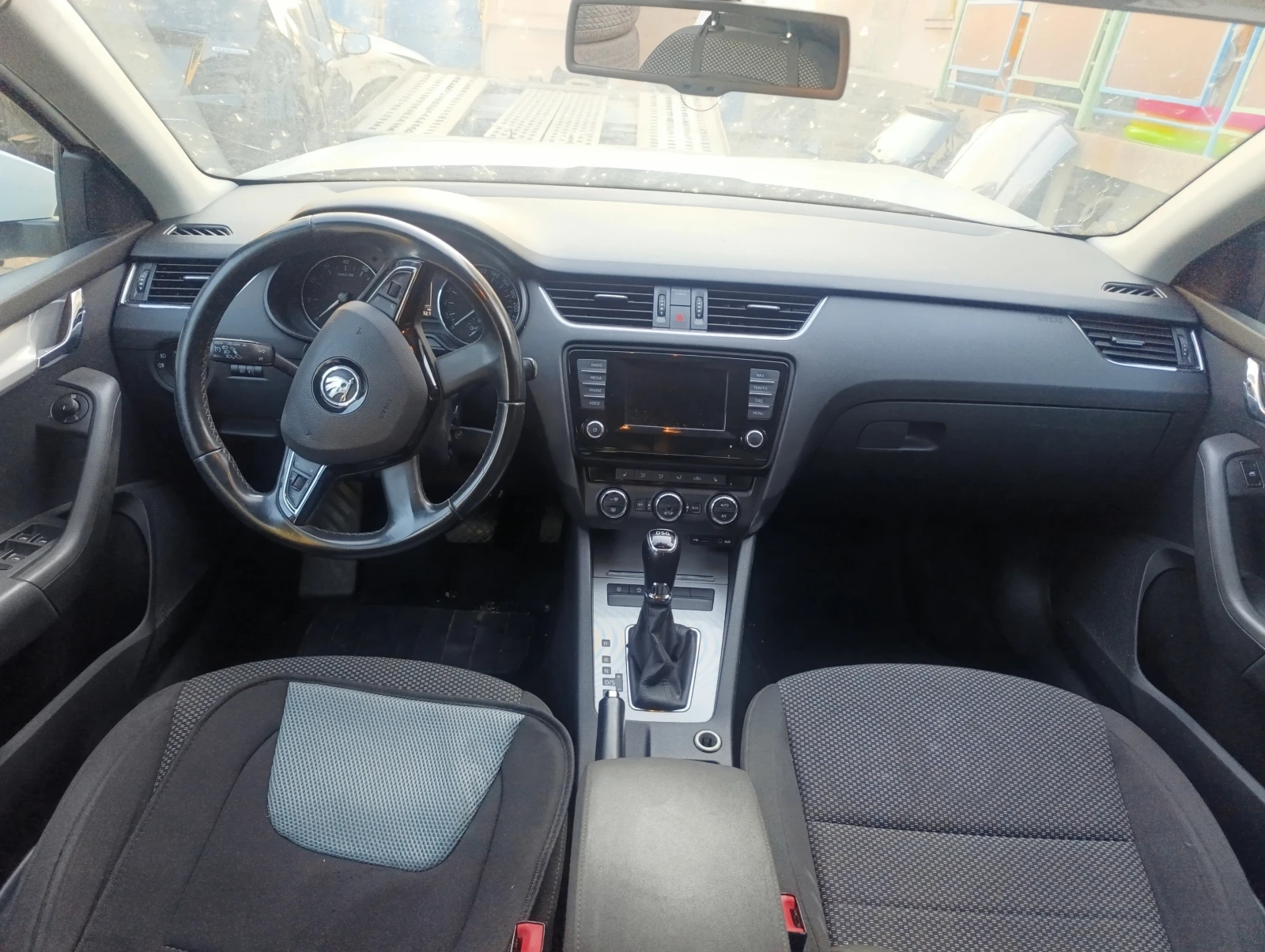 Skoda Octavia 1.8tfsi DSG  - изображение 9