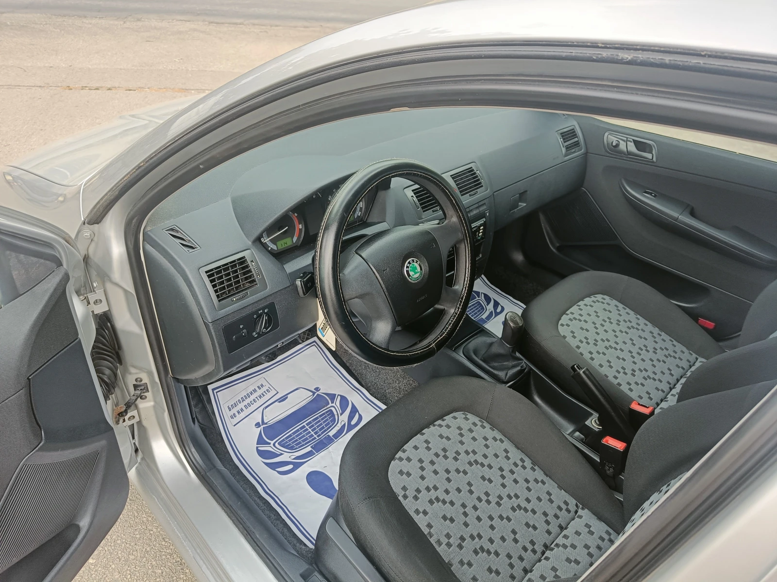 Skoda Fabia 1.4 BARTER 80 - изображение 10