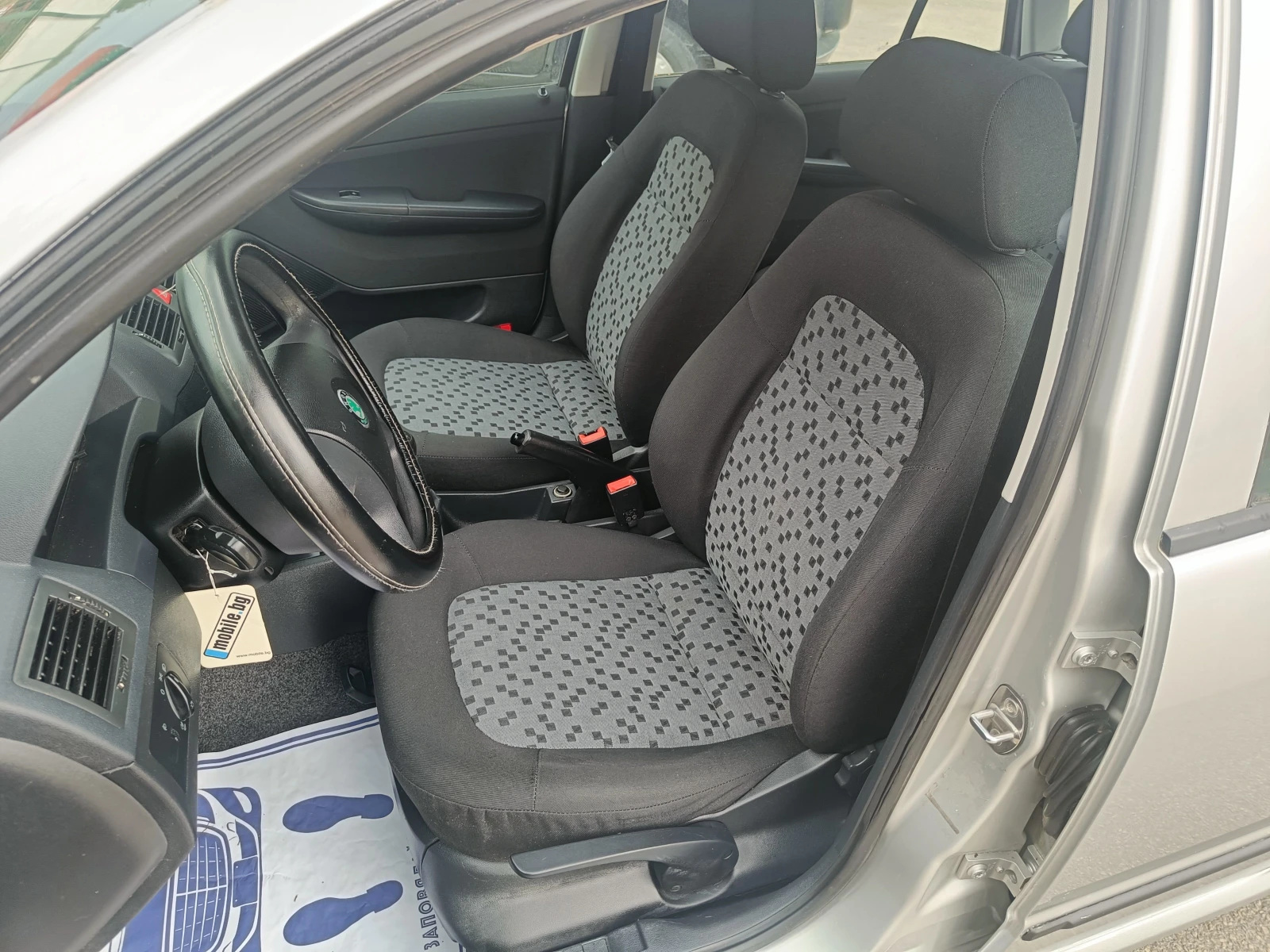 Skoda Fabia 1.4 BARTER 80 - изображение 9