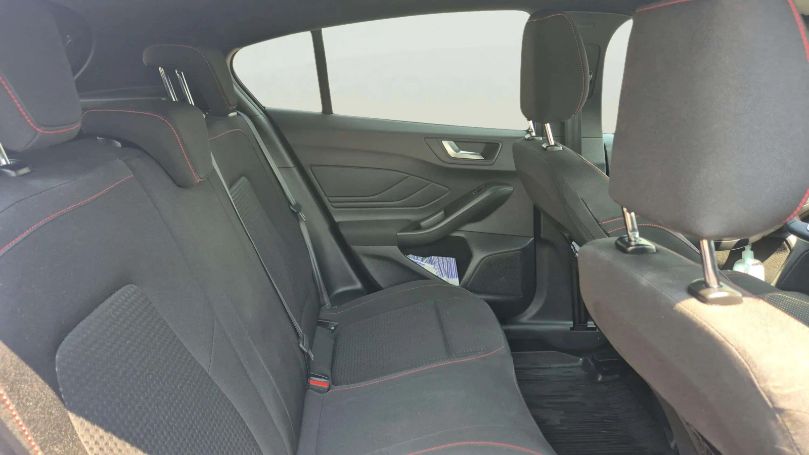 Ford Focus 1.0 EcoBoost - изображение 10