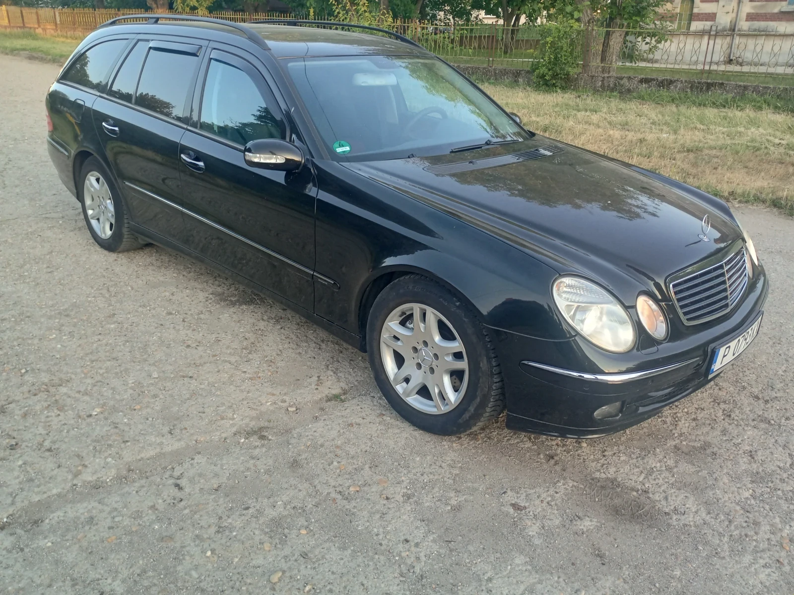 Mercedes-Benz E 280 CDI V6 AVANT-GARDE FULL  | Mobile.bg — изображение 14