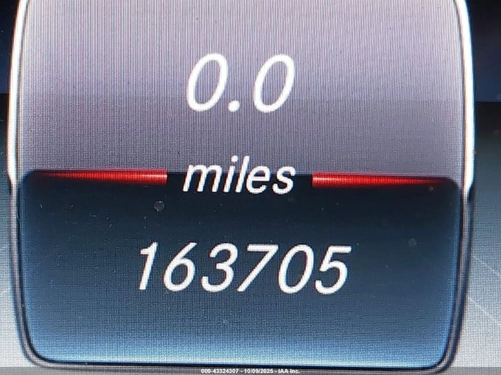 Mercedes-Benz E 300 * 4MATIC * CARFAX *    | Mobile.bg   15